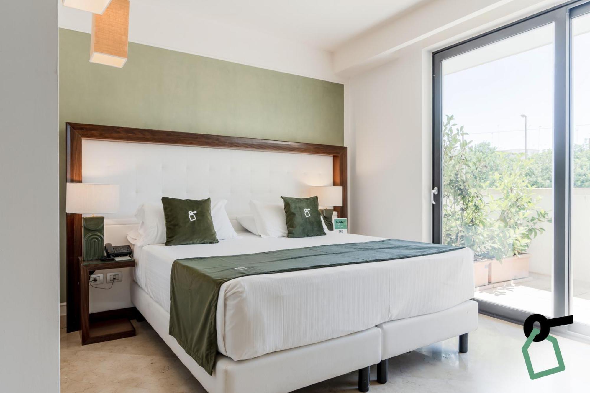 Hotel Hotiday Collection - 4*